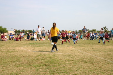 2006-10-Firecrackers-Soccer-24-Dax-Lindsey-Audrey.JPG