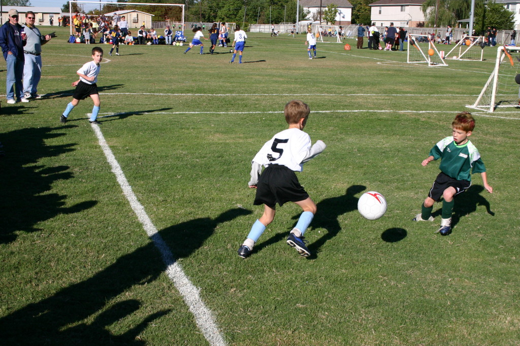 2006/10(October)/Soccer-TigerSharks-Chance/1024x768_2006-10-28-Chance-Soccer-3v3-tourney-04-Matthew.JPG
