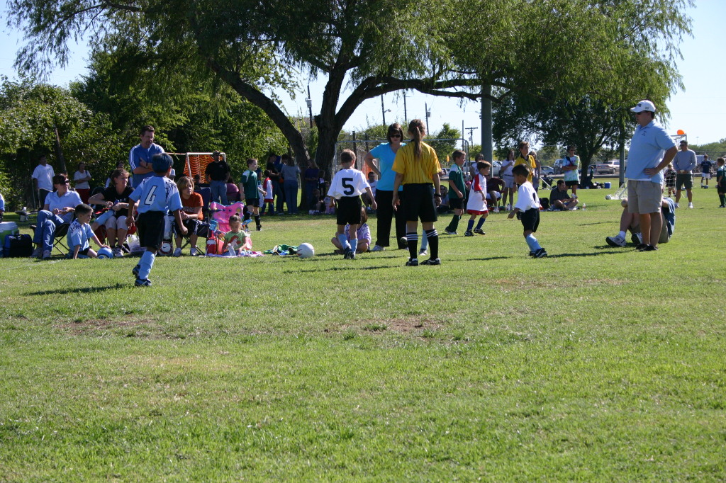 2006/10(October)/Soccer-TigerSharks-Chance/1024x768_2006-10-28-Chance-Soccer-3v3-tourney-20-Jonathon.JPG