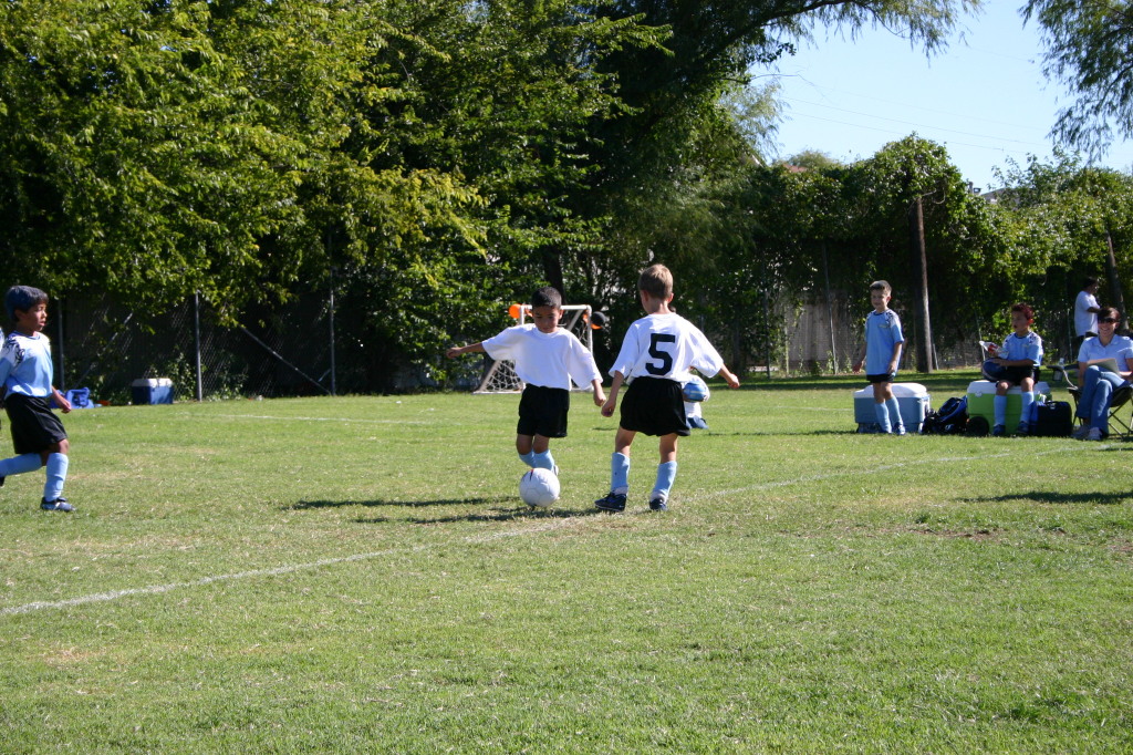2006/10(October)/Soccer-TigerSharks-Chance/1024x768_2006-10-28-Chance-Soccer-3v3-tourney-28-Jonathon.JPG