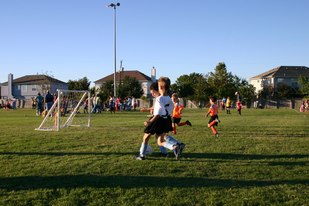 2006/10(October)/Soccer-TigerSharks-Chance/1024x768_2006-10-28-Chance-Soccer-3v3-tourney-32-Matthew.JPG