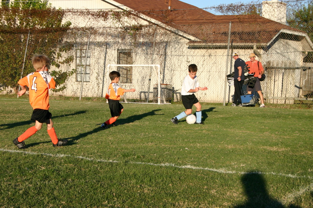 2006/10(October)/Soccer-TigerSharks-Chance/1024x768_2006-10-28-Chance-Soccer-3v3-tourney-35-Matthew.JPG
