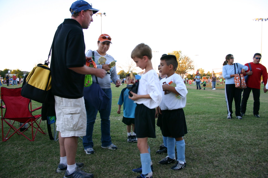 2006/10(October)/Soccer-TigerSharks-Chance/1024x768_2006-10-28-Chance-Soccer-3v3-tourney-82-CoachMark-trophy-for-Chance.JPG
