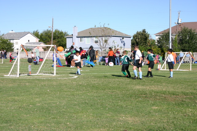 2006-10-28-Chance-Soccer-3v3-tourney-02-Juan-Brandon-Paul.JPG