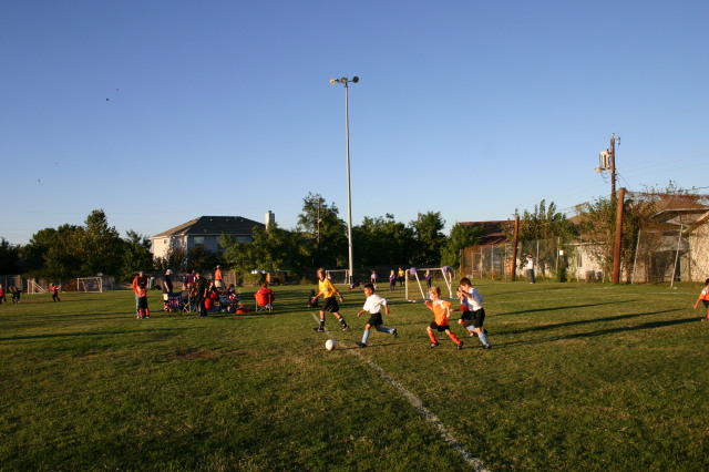 2006-10-28-Chance-Soccer-3v3-tourney-51-Juan-Brandon.JPG