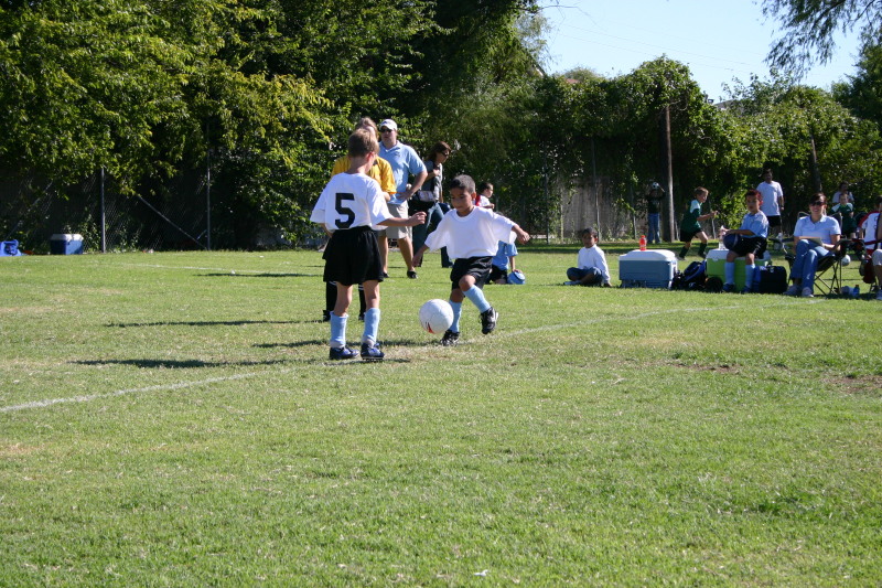 2006/10(October)/Soccer-TigerSharks-Chance/800x600_2006-10-28-Chance-Soccer-3v3-tourney-26-Jonathon.JPG
