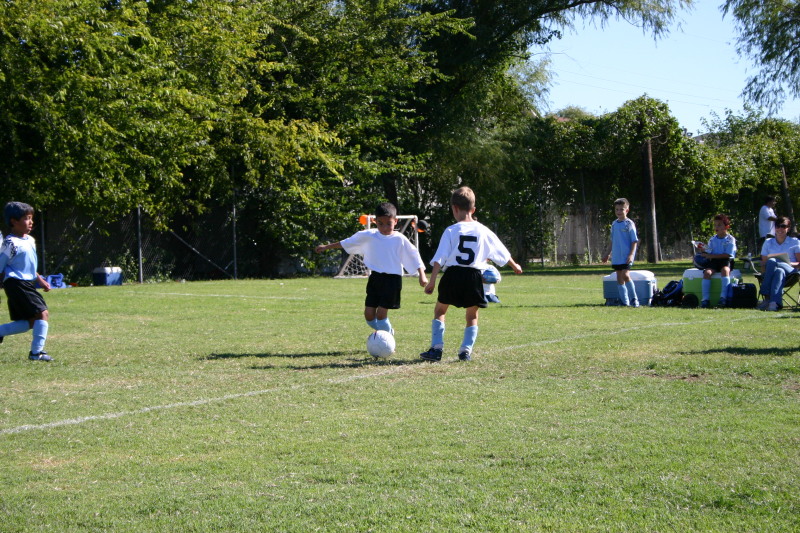 2006/10(October)/Soccer-TigerSharks-Chance/800x600_2006-10-28-Chance-Soccer-3v3-tourney-28-Jonathon.JPG