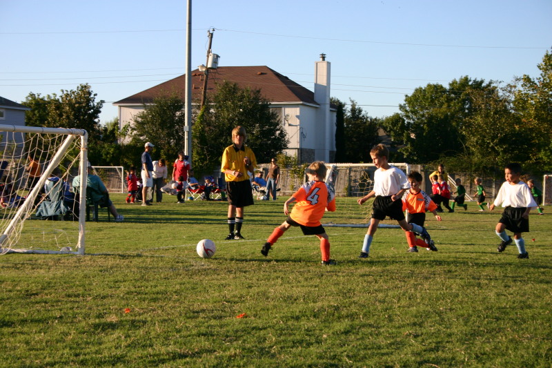 2006/10(October)/Soccer-TigerSharks-Chance/800x600_2006-10-28-Chance-Soccer-3v3-tourney-40-Jonathon.JPG