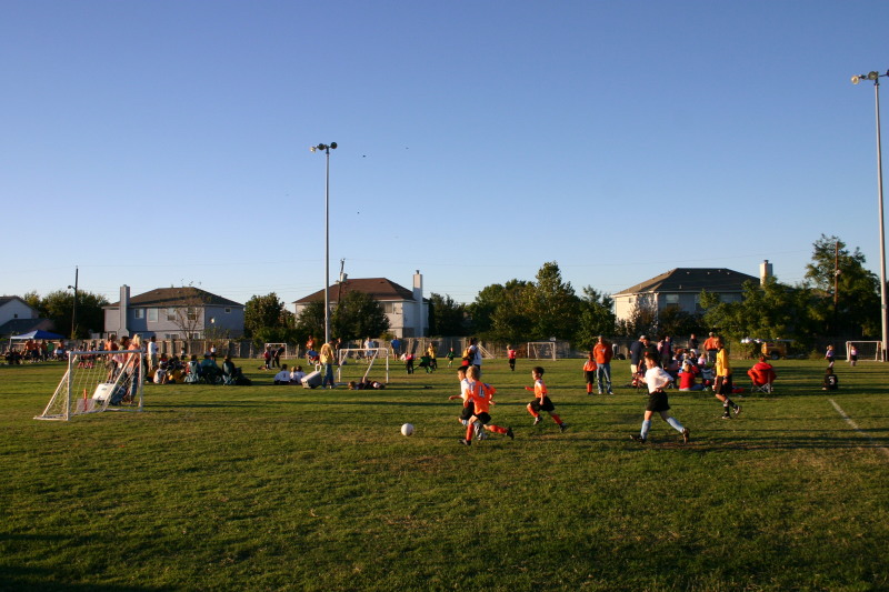 2006-10-28-Chance-Soccer-3v3-tourney-53-Juan-Brandon.JPG