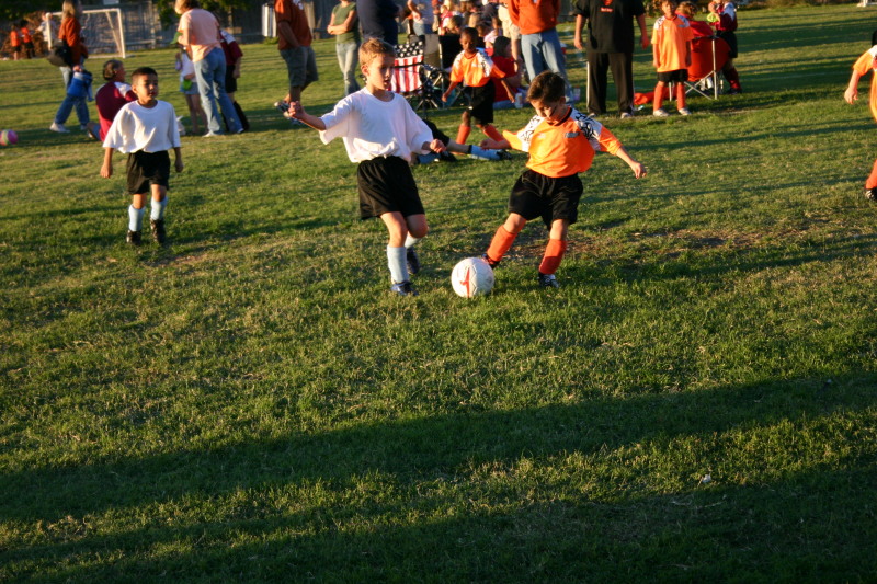 2006/10(October)/Soccer-TigerSharks-Chance/800x600_2006-10-28-Chance-Soccer-3v3-tourney-62-Jonathon.JPG