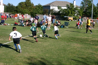 2006-10-28-Chance-Soccer-3v3-tourney-14-Juan.JPG