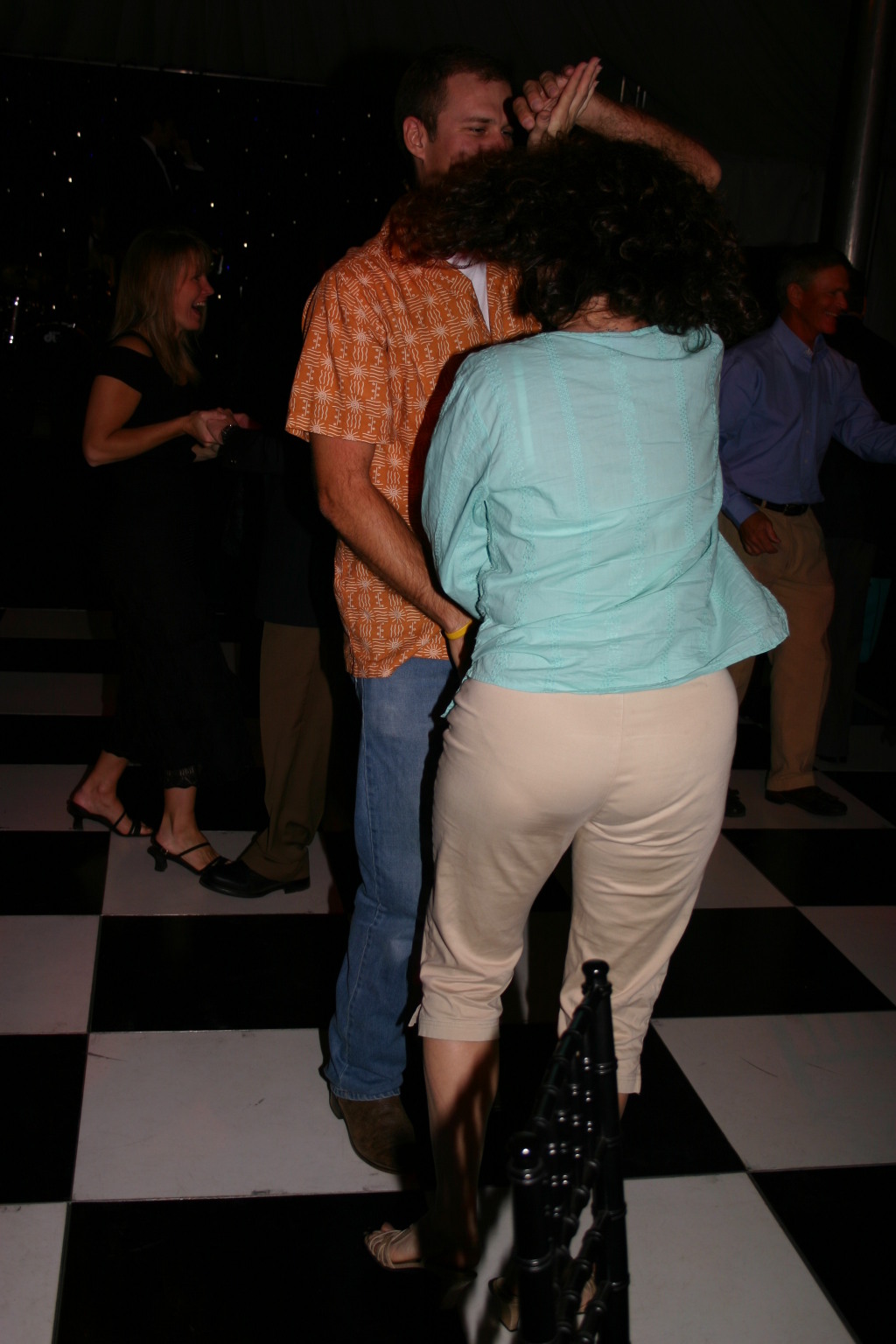 2006/11(November)/Escondito-Party/1024x768_2006-11-18-Escondito-party-14-Suzi-Travis.JPG