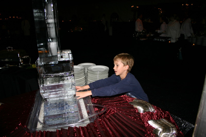 2006-11-18-Escondito-party-03-Chance.JPG