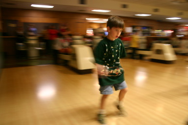 2006-11-19-FireCracker-bowling-party-02-Dax.JPG