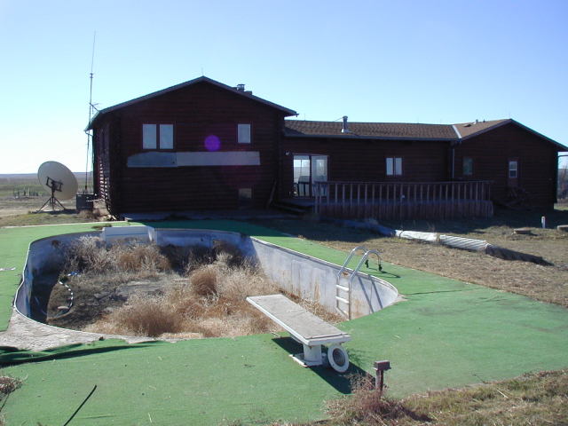 2006/11(November)/SD-Hunting/640x480_2006-11-08-SD-Hunting-13-cabin.JPG