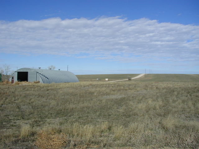 2006/11(November)/SD-Hunting/640x480_2006-11-08-SD-Hunting-14-cabin.JPG