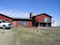 2006-11-08-SD-Hunting-08-cabin.JPG