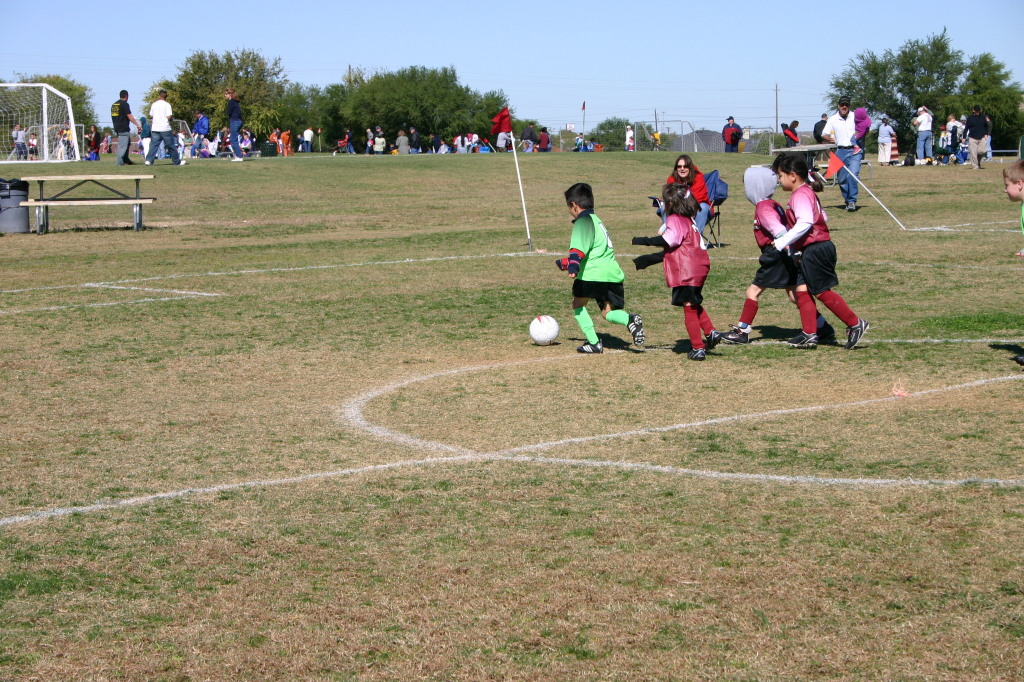 2006-11-11-Firecrackers-Soccer-14-Audrey-Dax-Lauren.JPG
