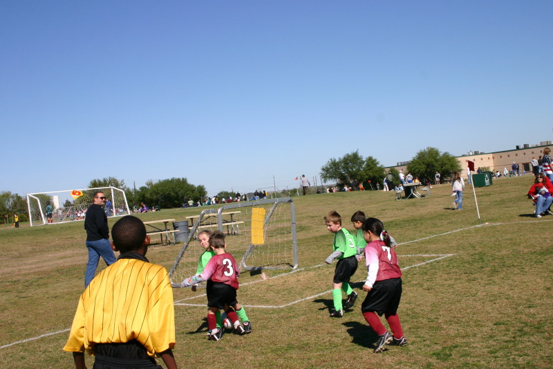 2006/11(November)/Soccer-FireCrackers-Dax/800x600_2006-11-11-Firecrackers-Soccer-07-Dax-Lauren.JPG