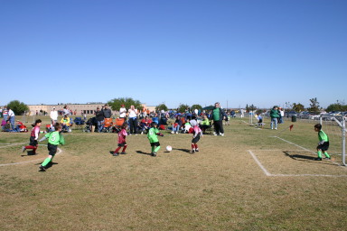 2006-11-11-Firecrackers-Soccer-18-Lauren-Audrey-Dax.JPG