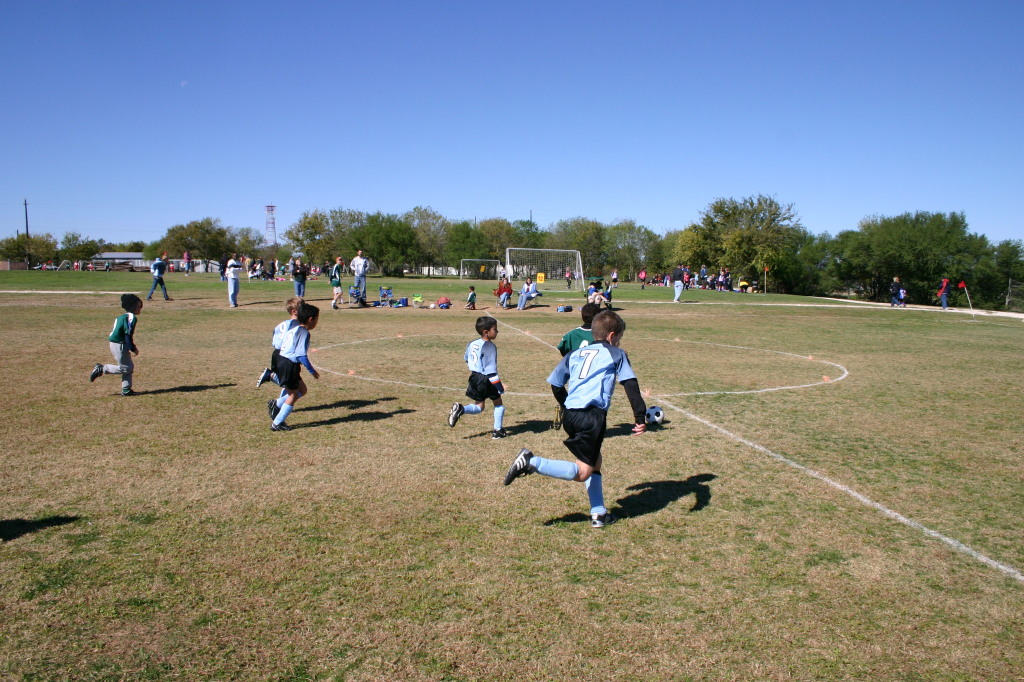2006/11(November)/Soccer-TigerSharks-Chance/1024x768_2006-11-11-TigerSharks-soccer-75-Chance-Sam-Jonathon-Matthew.JPG