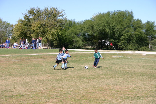2006-11-11-TigerSharks-soccer-05-Juan-Sam.JPG