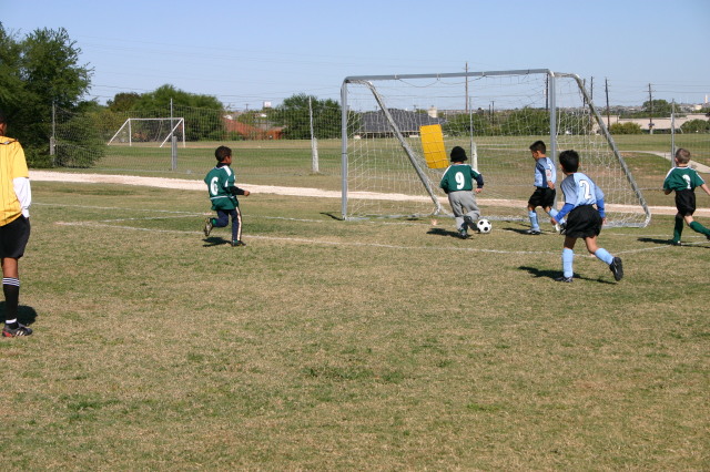 2006-11-11-TigerSharks-soccer-06-Juan-Sam.JPG