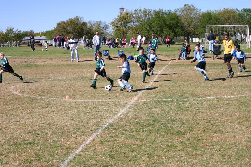 2006/11(November)/Soccer-TigerSharks-Chance/800x600_2006-11-11-TigerSharks-soccer-48-Juan-Jonathon-Matthew-Sam.JPG