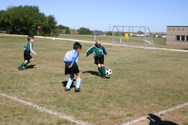 2006-11-11-TigerSharks-soccer-22-Sam.JPG