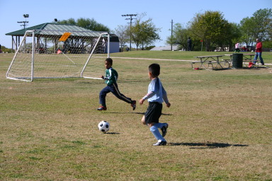 2006-11-11-TigerSharks-soccer-39-Juan.JPG