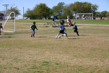 2006-11-11-TigerSharks-soccer-57-Juan.JPG