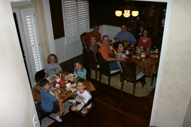 2006/11(November)/Thanksgiving/640x480_2006-11-23-ThanksGiving-17-Suzi-Travis-Janeen-Vale-Jim-Josh-Heather-Dax-Vale-Kyla-Chance.JPG