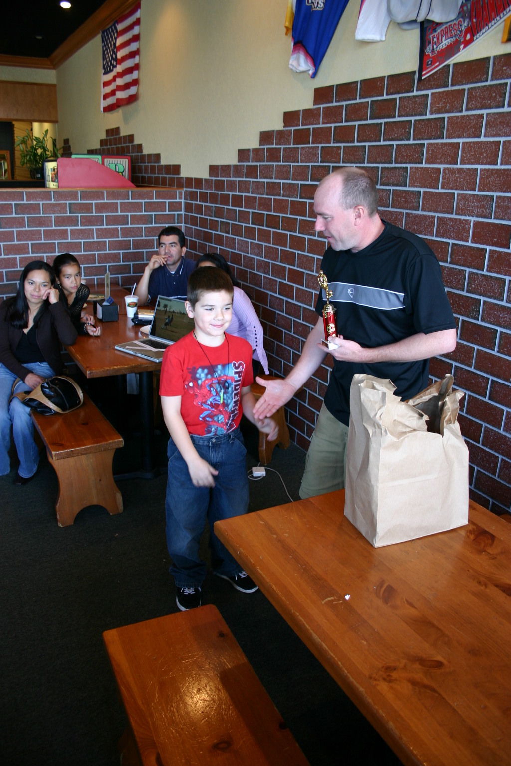 2006/11(November)/TigerShark-soccer-party/1024x768_2006-11-12-TigerSharks-soccer-party-16-Brandon.JPG