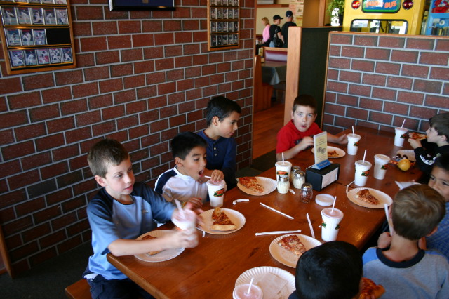 2006-11-12-TigerSharks-soccer-party-02-Matthew-Paul-Sam-Brandon-Jonathon-Chance-Juan-Dax.JPG