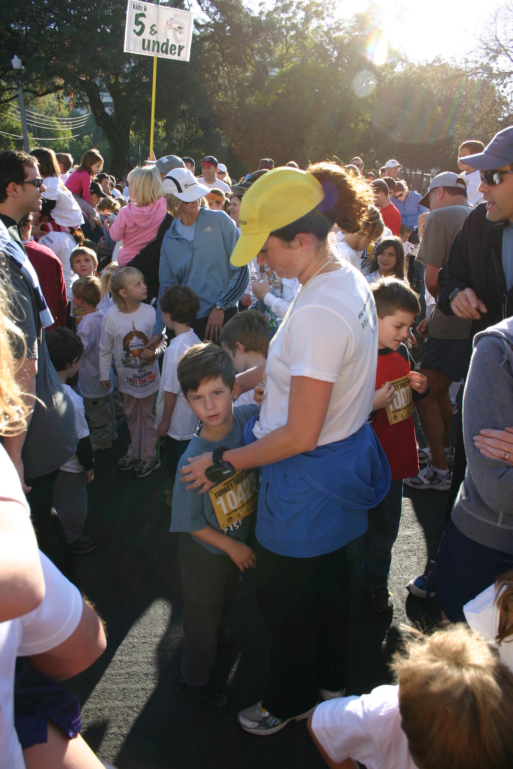2006/11(November)/TurkeyTrot/1024x768_2006-11-23-TurkeyTrot-06-Dax-Suzi.JPG