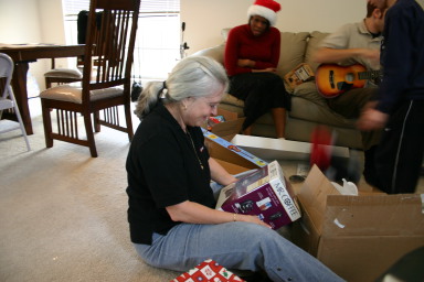 2006-12-25-Christmas-Day-04-Grammy.JPG