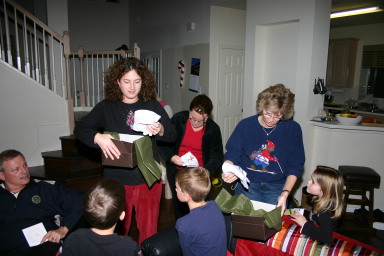 2006-12-25-Christmas-Day-17-Jim-Suzi-Dax-Chance-Katie-Janeen-Kyla.JPG