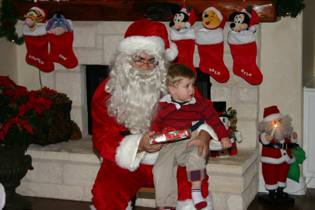 2006/12(December)/Christmas-Eve/640x480_2006-12-24-Christmas-Eve-47-Santa-Ian.JPG