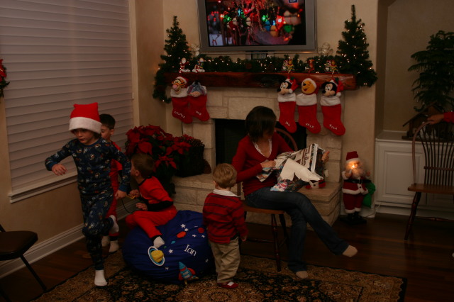 2006/12(December)/Christmas-Eve/640x480_2006-12-24-Christmas-Eve-83-Vale-Dax-Chance-Ian-Heather.JPG