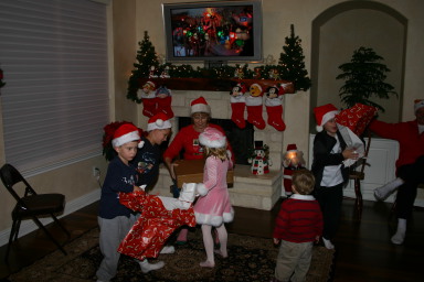 2006-12-24-Christmas-Eve-19-Dax-Chance-Janeen-Kyla-Ian-Vale.JPG