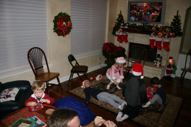 2006-12-24-Christmas-Eve-22-Ian-Chance-Kyla-Vale-Dax.JPG