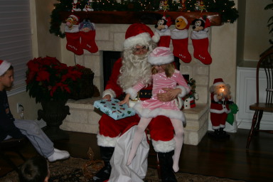 2006-12-24-Christmas-Eve-36-Santa-Kyla.JPG
