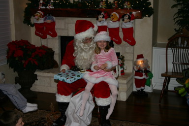 2006-12-24-Christmas-Eve-38-Santa-Kyla.JPG
