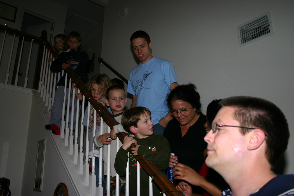 2006/12(December)/Pheasant-Pfeast/1024x768_2006-12-10-Pheasant-Pfeast-12-Kyla-Chance-Vale-Colton-Mark-Case-Marlene-Matt.JPG