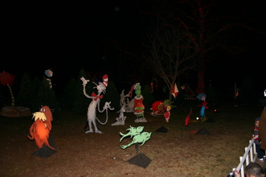 2006-12-12-Trail-of-Lights-Cubscouts-14.JPG