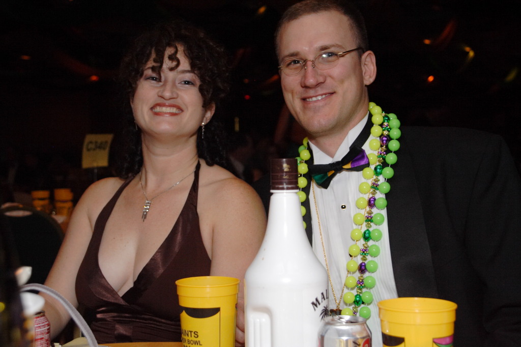 2007/01(January)/Coronation-Ball/1024x768_2007-01-13-Coronation-ball-04-Suzi-Travis.JPG