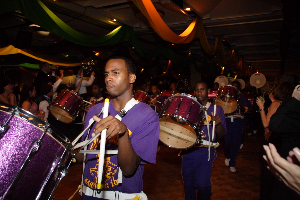 2007/01(January)/Coronation-Ball/1024x768_2007-01-13-Coronation-ball-79-parade.JPG