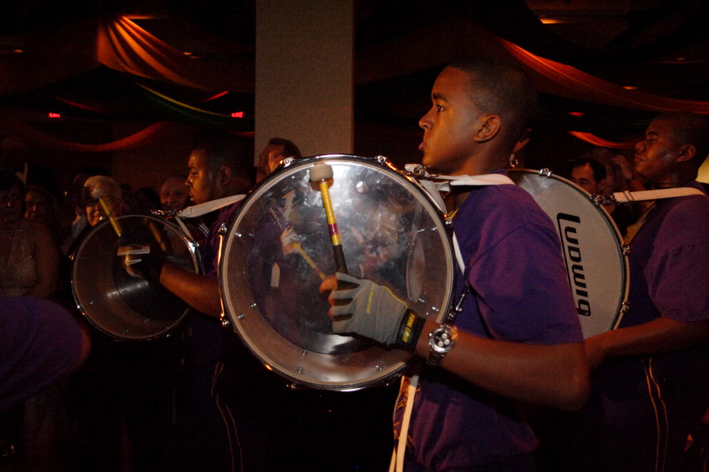 2007/01(January)/Coronation-Ball/1024x768_2007-01-13-Coronation-ball-82-parade.JPG