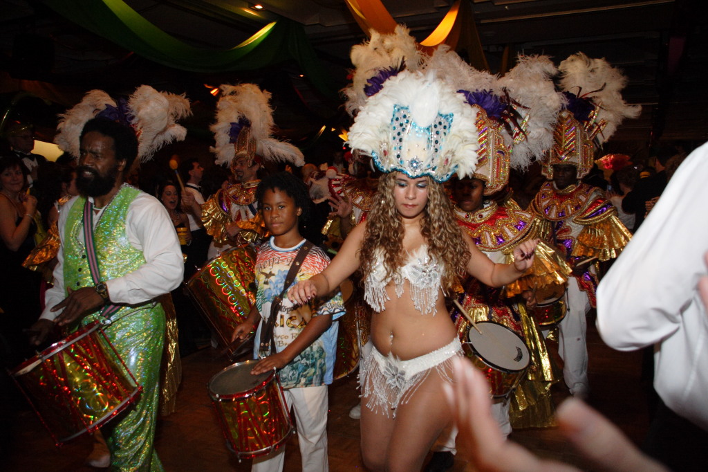 2007/01(January)/Coronation-Ball/1024x768_2007-01-13-Coronation-ball-90-parade.JPG