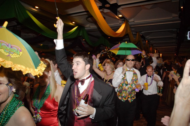 2007-01-13-Coronation-ball-126-parade.JPG